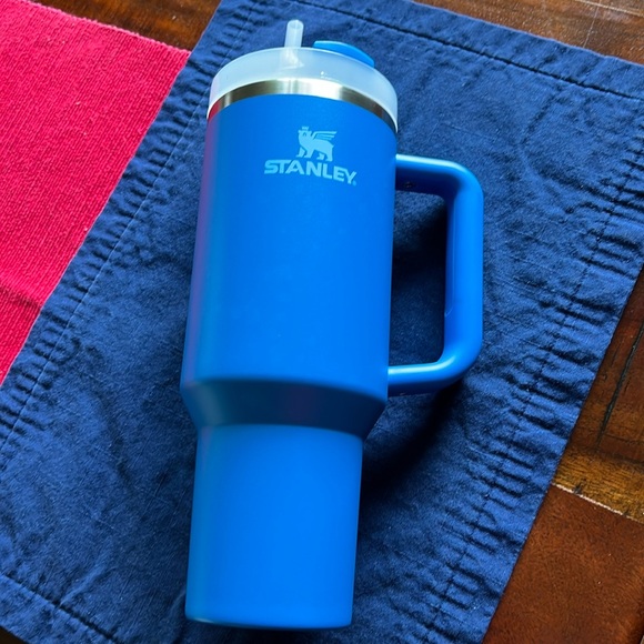 Stanley 40oz with Amazon logo - Picture 1 of 12